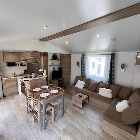 Mobil-Home 4 Etoiles Avec Piscine Proche De Blois Onzain Ngoại thất bức ảnh