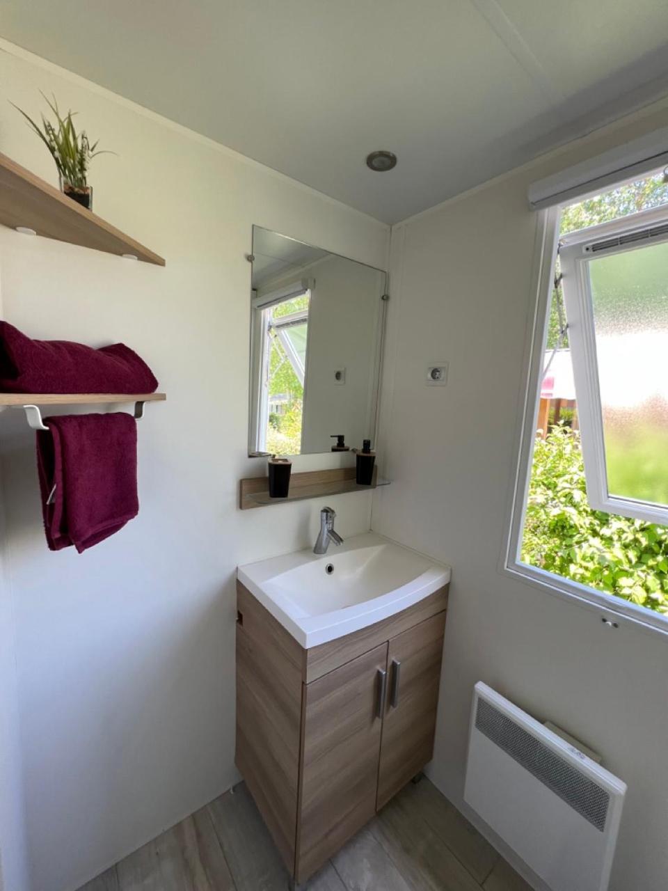 Mobil-Home 4 Etoiles Avec Piscine Proche De Blois Onzain Ngoại thất bức ảnh