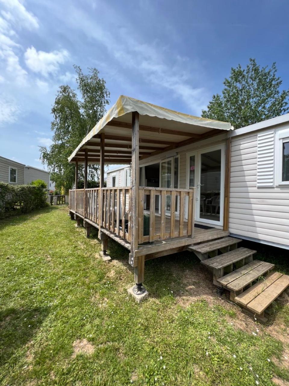 Mobil-Home 4 Etoiles Avec Piscine Proche De Blois Onzain Ngoại thất bức ảnh
